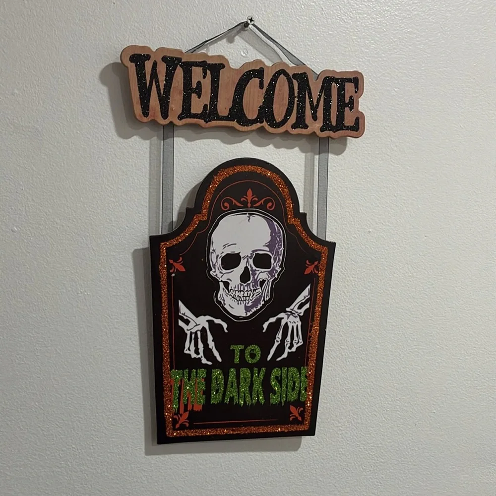 NWT-WELCOME- To The Dark Side- Glittered Wooden Tombstone Sign w/ Skeleton